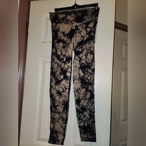 Gillya Butt Lifting Work Out Leggings Sz. Med New In Bag